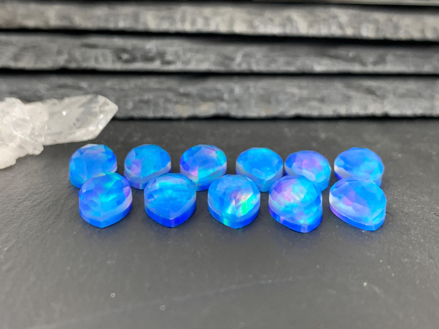 Faceted Aurora Opal pear 8x15mm cabochon - Doublet cabochon