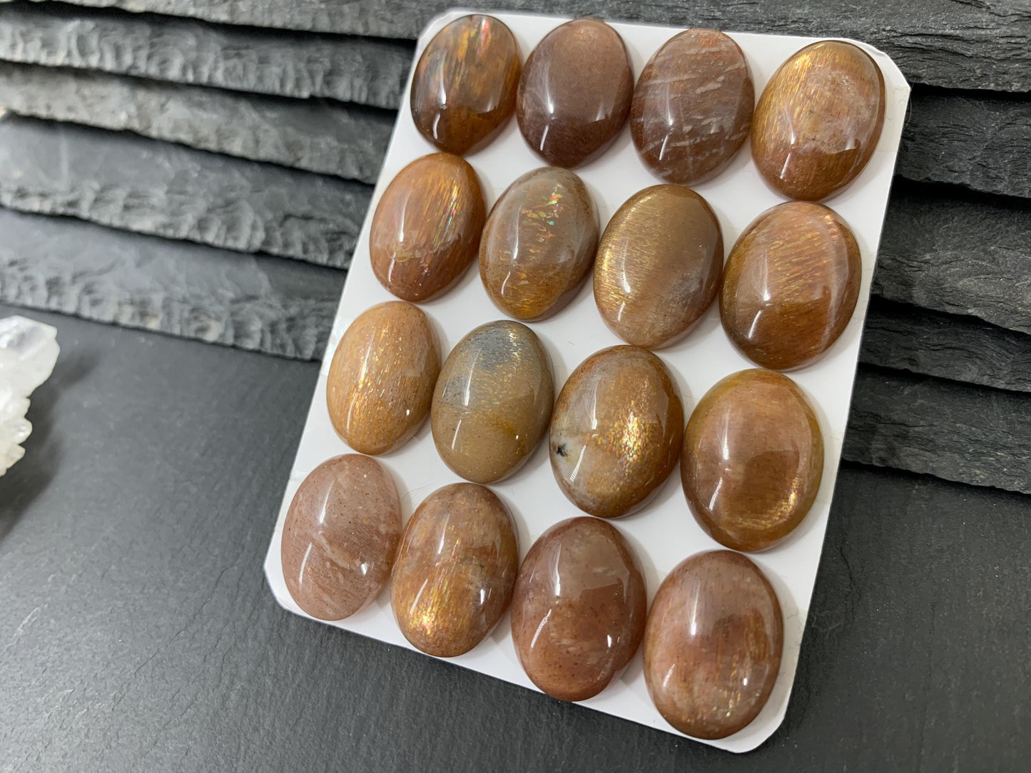 Sunstone oval 15x20mm cabochon - Calibrated cabochons