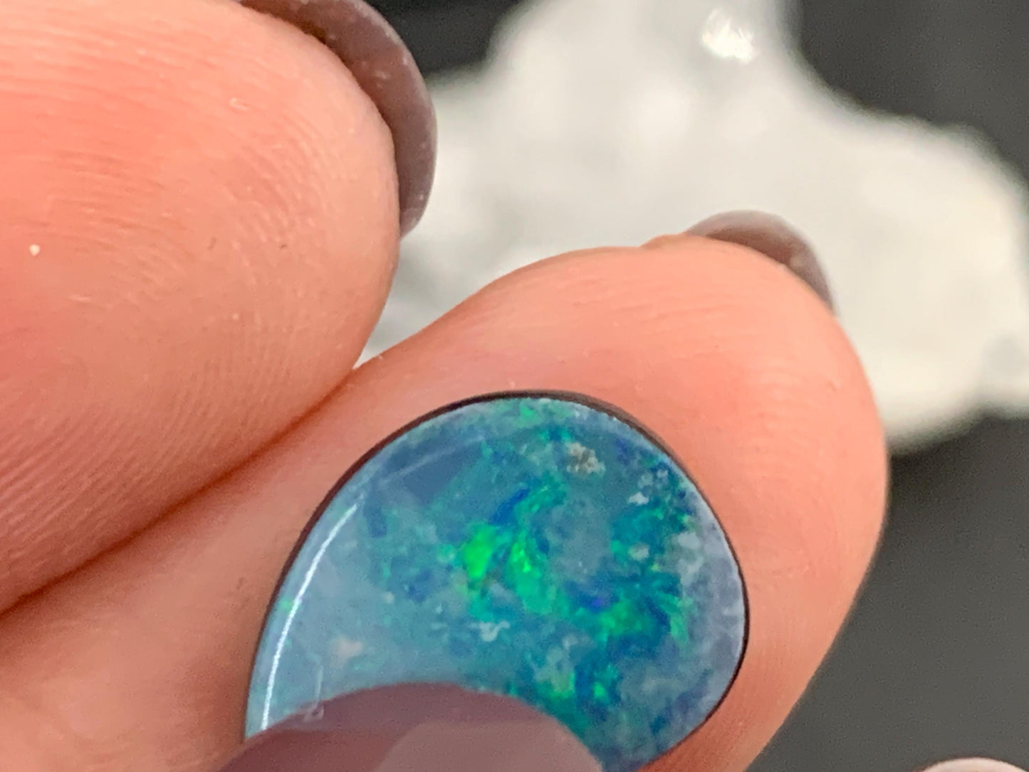 Australian Opal doublet 8x14x4mm cabochon