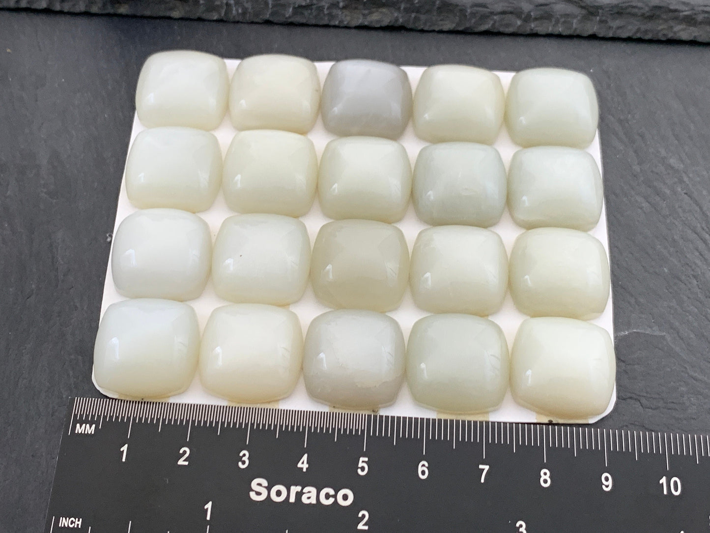 White Moonstone square cushion 18mm cabochon - Calibrated cabochons
