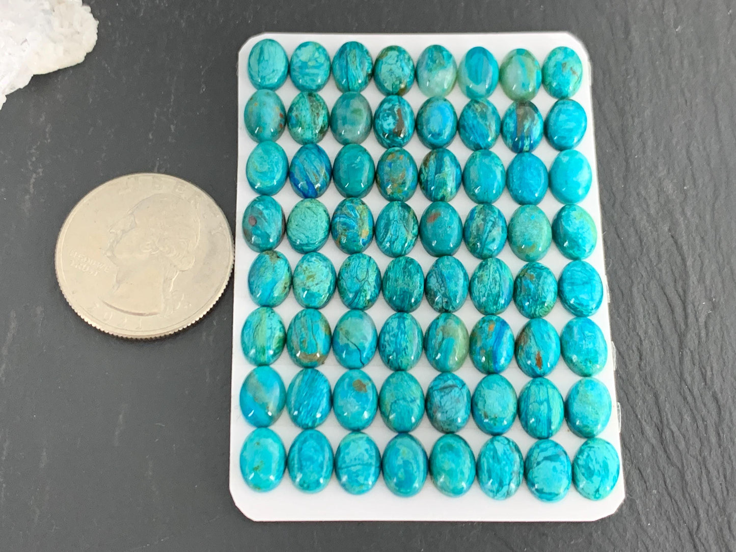 Opaline oval 6x8mm cabochon | Calibrated cabochons | Natural Opaline
