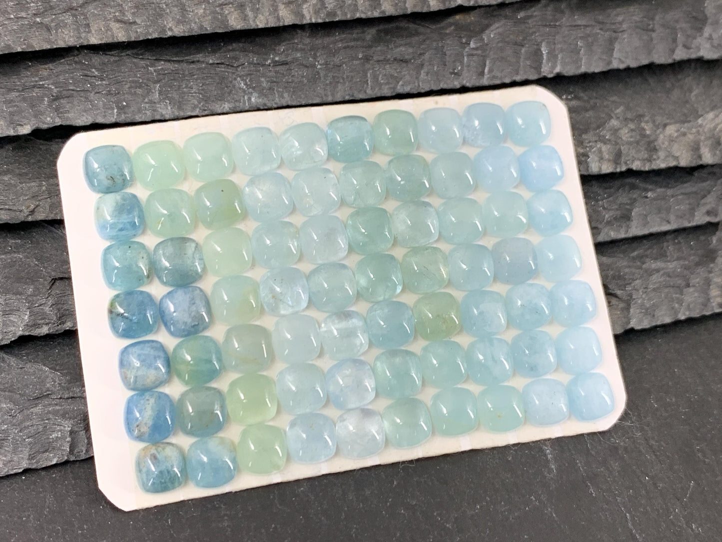 Aquamarine square 6mm cabochon - Calibrated cabochons