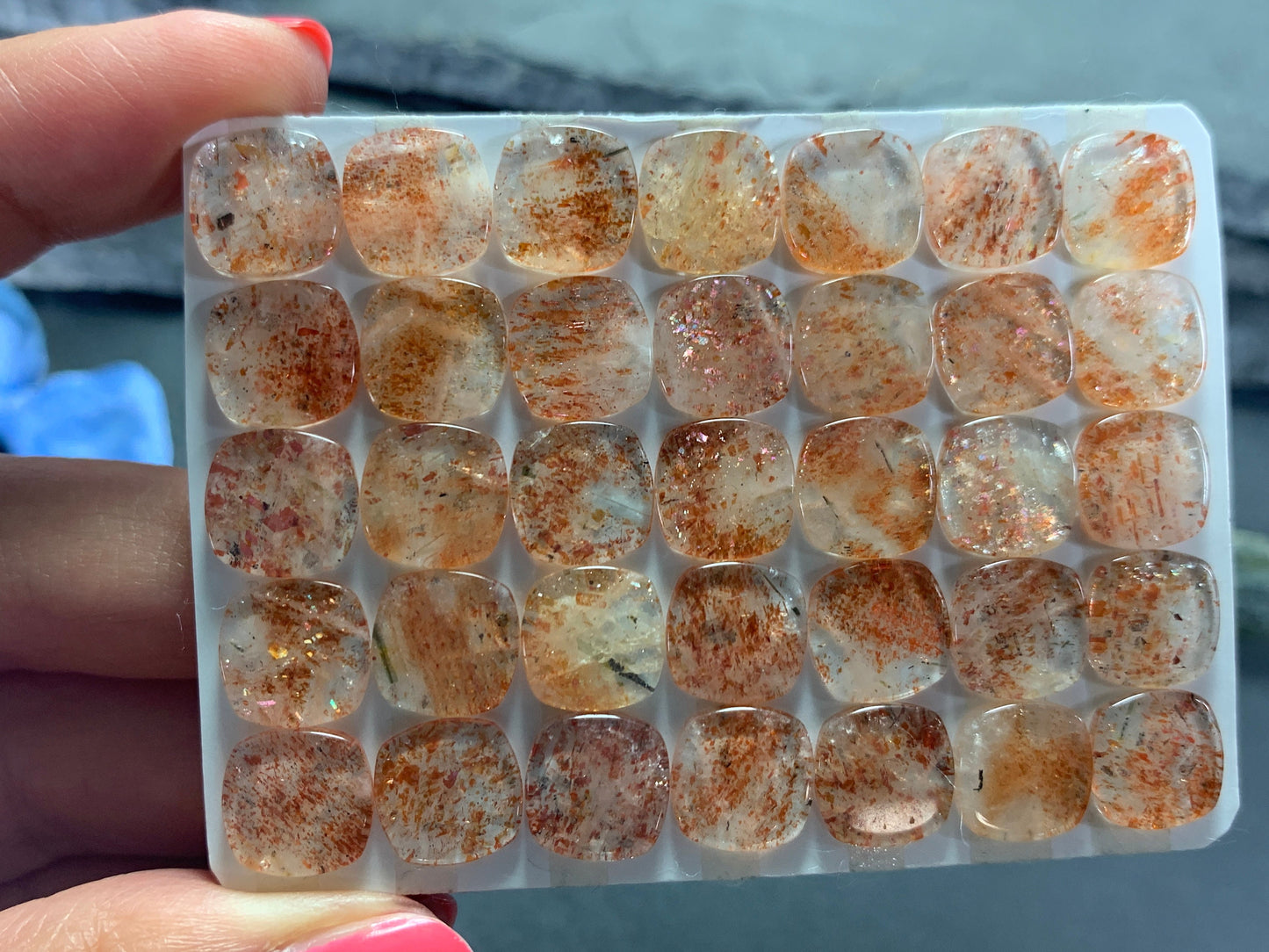 Flat SunStone square cushion 10mm cabochon - Calibrated cabochons