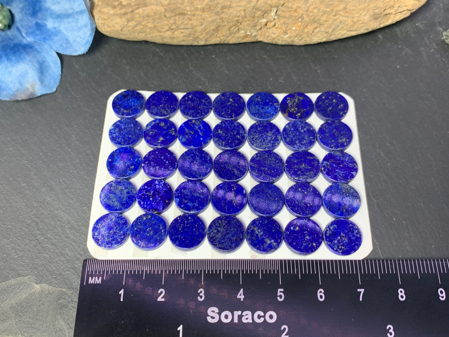 Flat Lapis Lazuli round 10mm cabochon- Calibrated cabochons