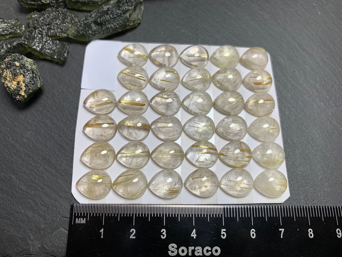 Gold Rutilated Quartz pear 10x12mm cabochon - Calibrated cabochons