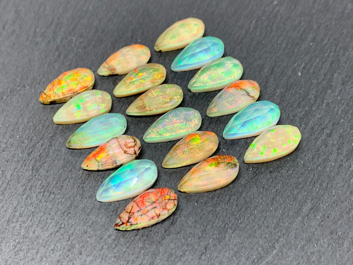 Faceted Monarch Opal pear 7x15mm cabochons - Doublet cabochons