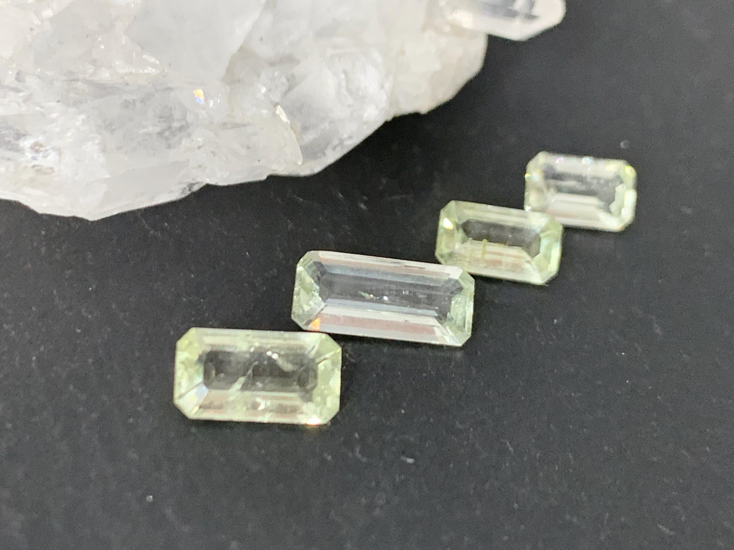 Faceted Beryl /W424-1