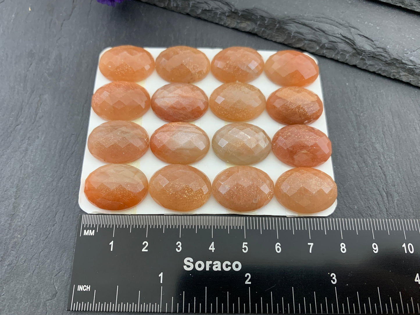 Faceted Goldsand Sunstone oval 15x20mm cabochon