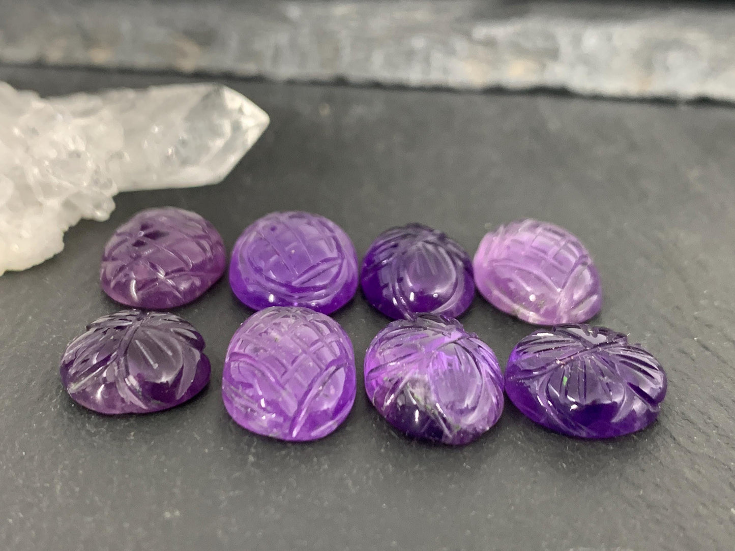 Amethyst carved 11-15mm long cabochon - Hand carved floral cabochon
