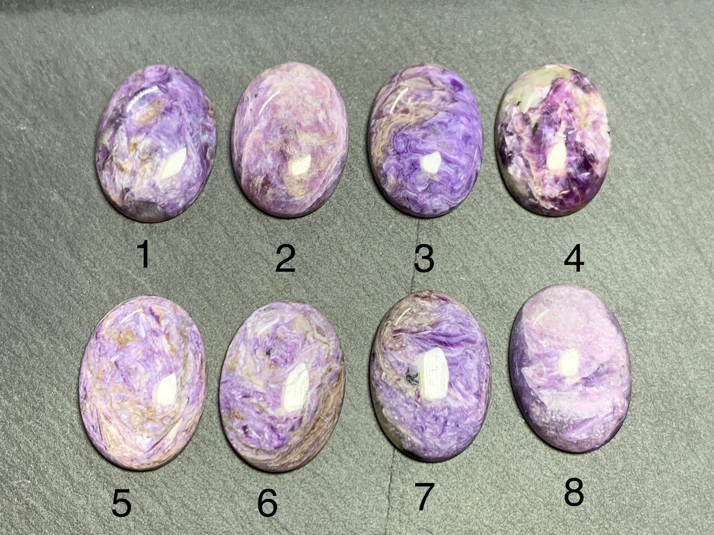 Charoite oval 18x25mm - Calibrated cabochons