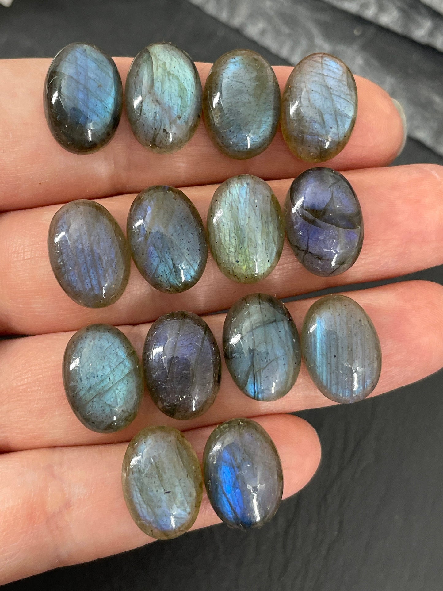 Natural Labradorite Cabochon: Oval Gemstone (10x14mm)