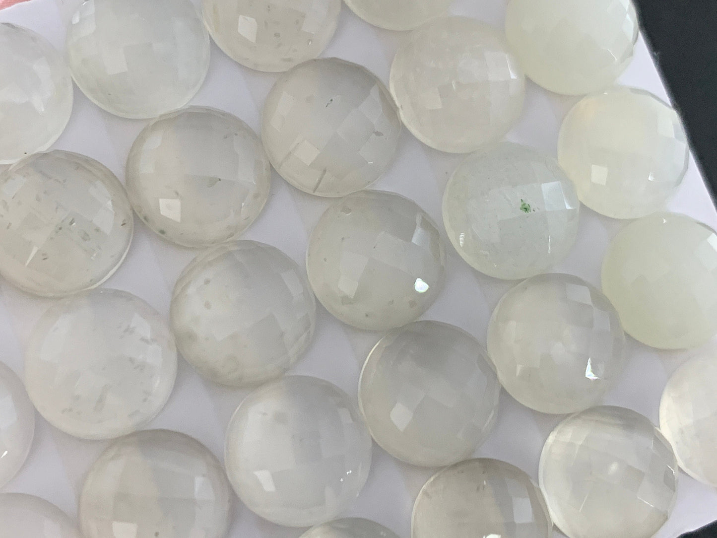 Faceted White Moonstone round 12mm cabochon - Calibrated cabochons