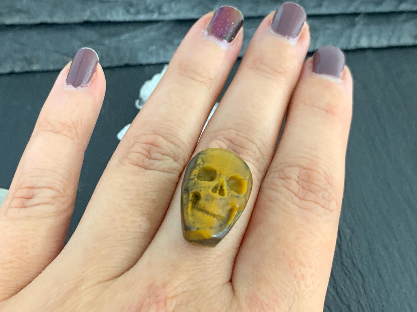 Tiger eye skull 15x21mm cabochon