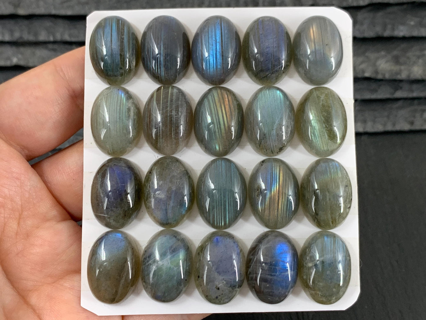 Labradorite oval 13x18mm cabochon - Calibrated cabochons