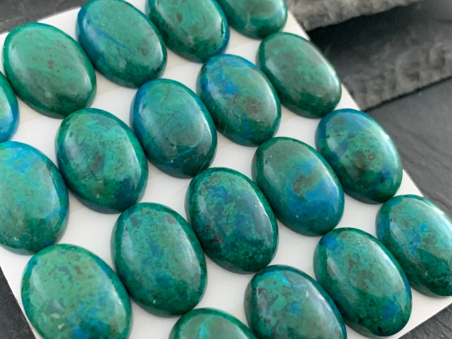 Chrysocolla oval 13x18mm cabochon - Calibrated cabochons