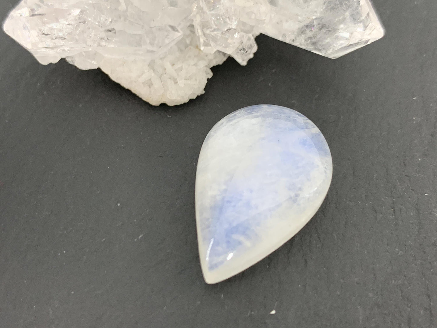 Rainbow Moonstone 22x15x8mm cabochon