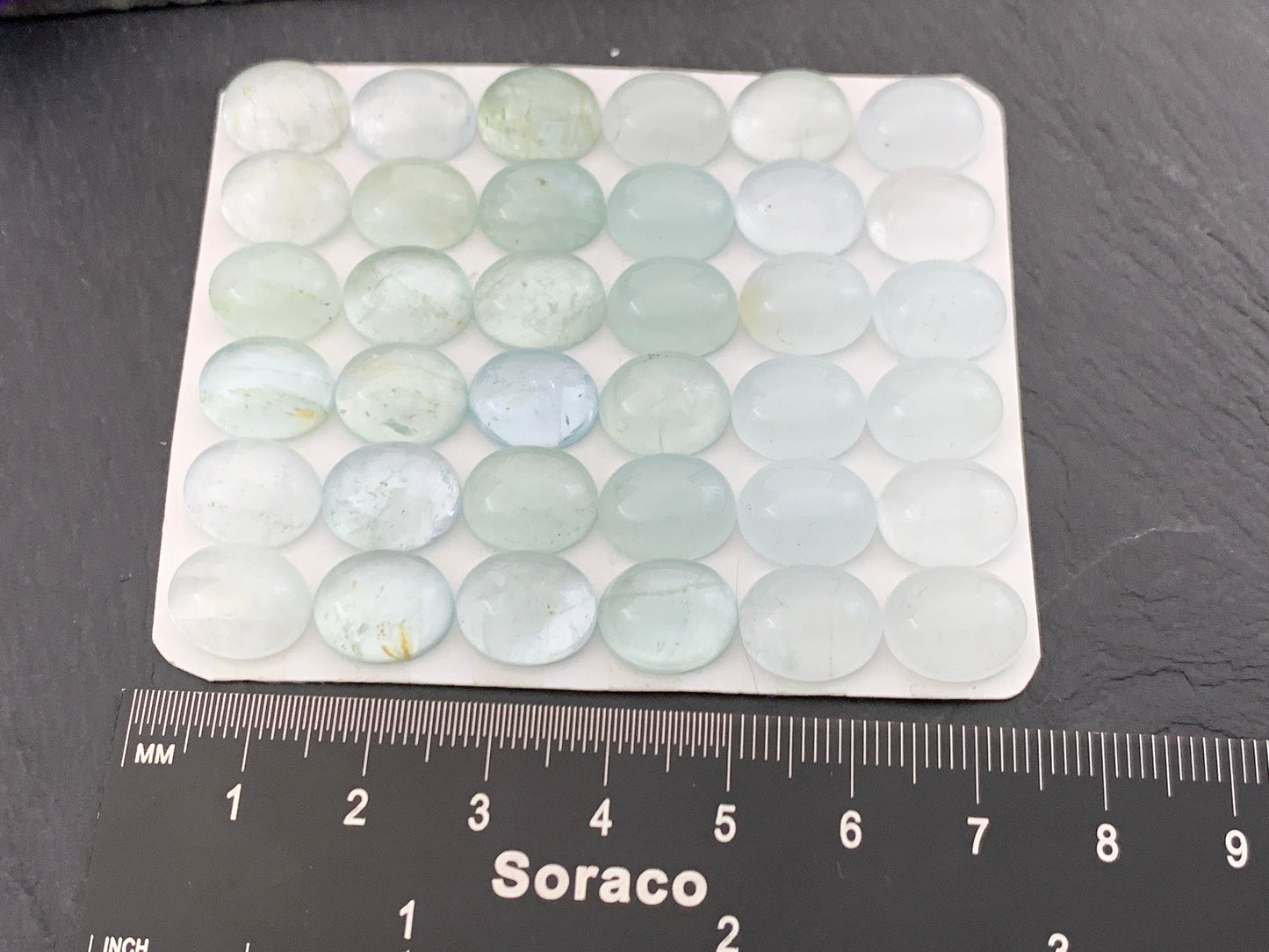 Aquamarine oval 10x12mm cabochon - Calibrated cabochons