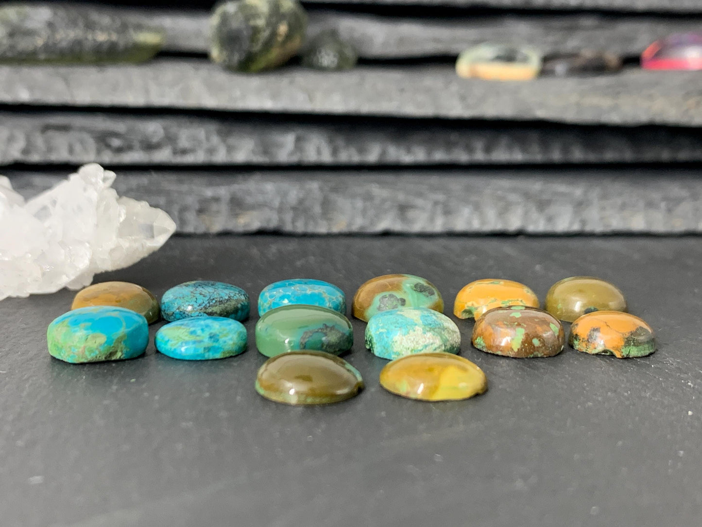 Tibetan Turquoise round 9-10mm cabochon