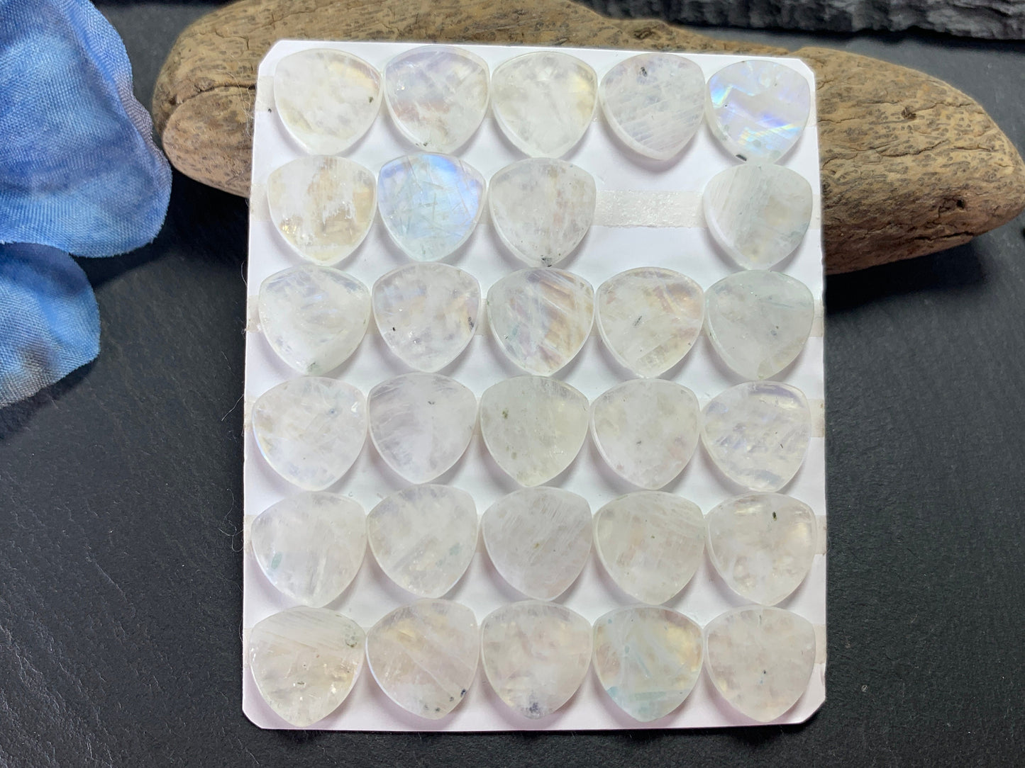 Flat Rainbow Moonstone curved triangle 12mm cabochon - Calibrated cabochons