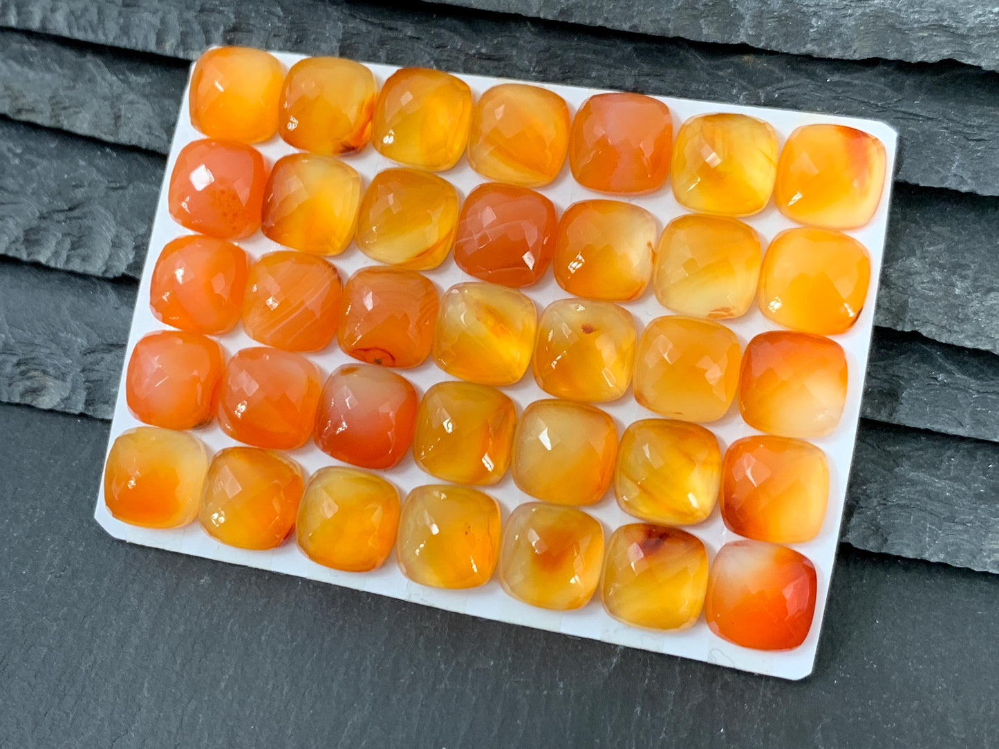 Faceted Carnelian square cushion 10mm cabochon - Calibrated cabochons