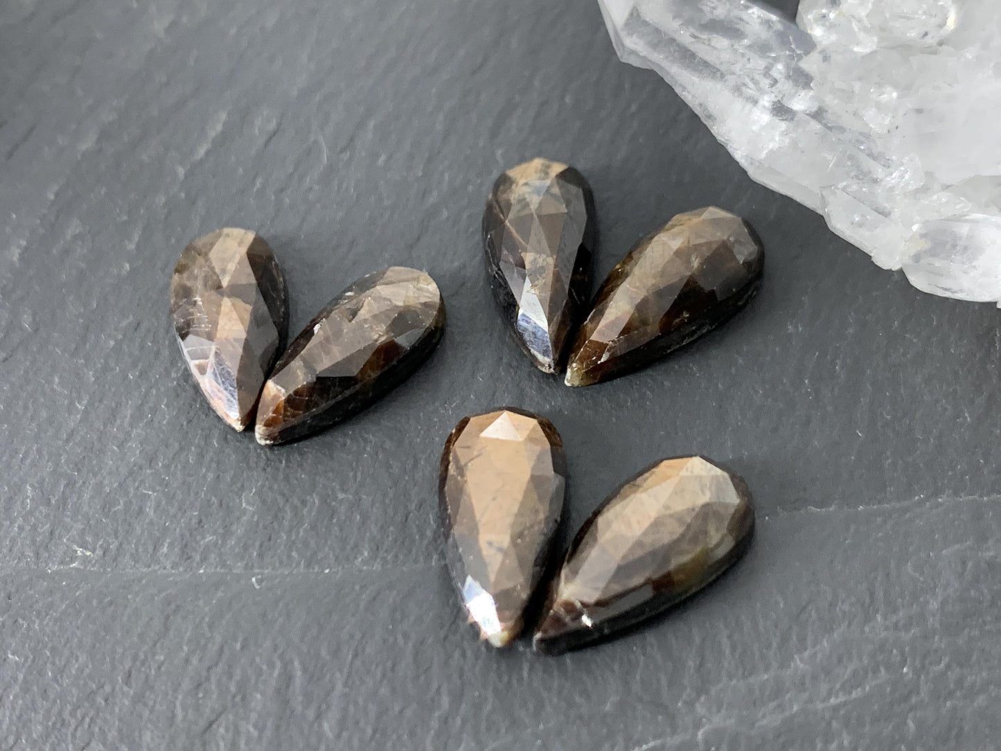 Faceted Star Sapphire pear 7x15mm cabochon - Pair of cabochons