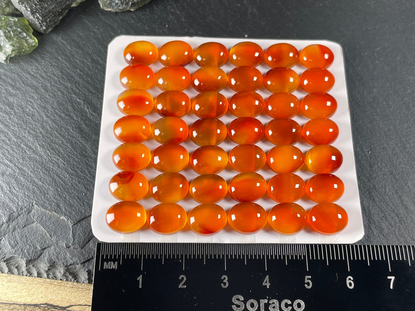 Carnelian oval 8x10mm cabochon - Calibrated cabochons