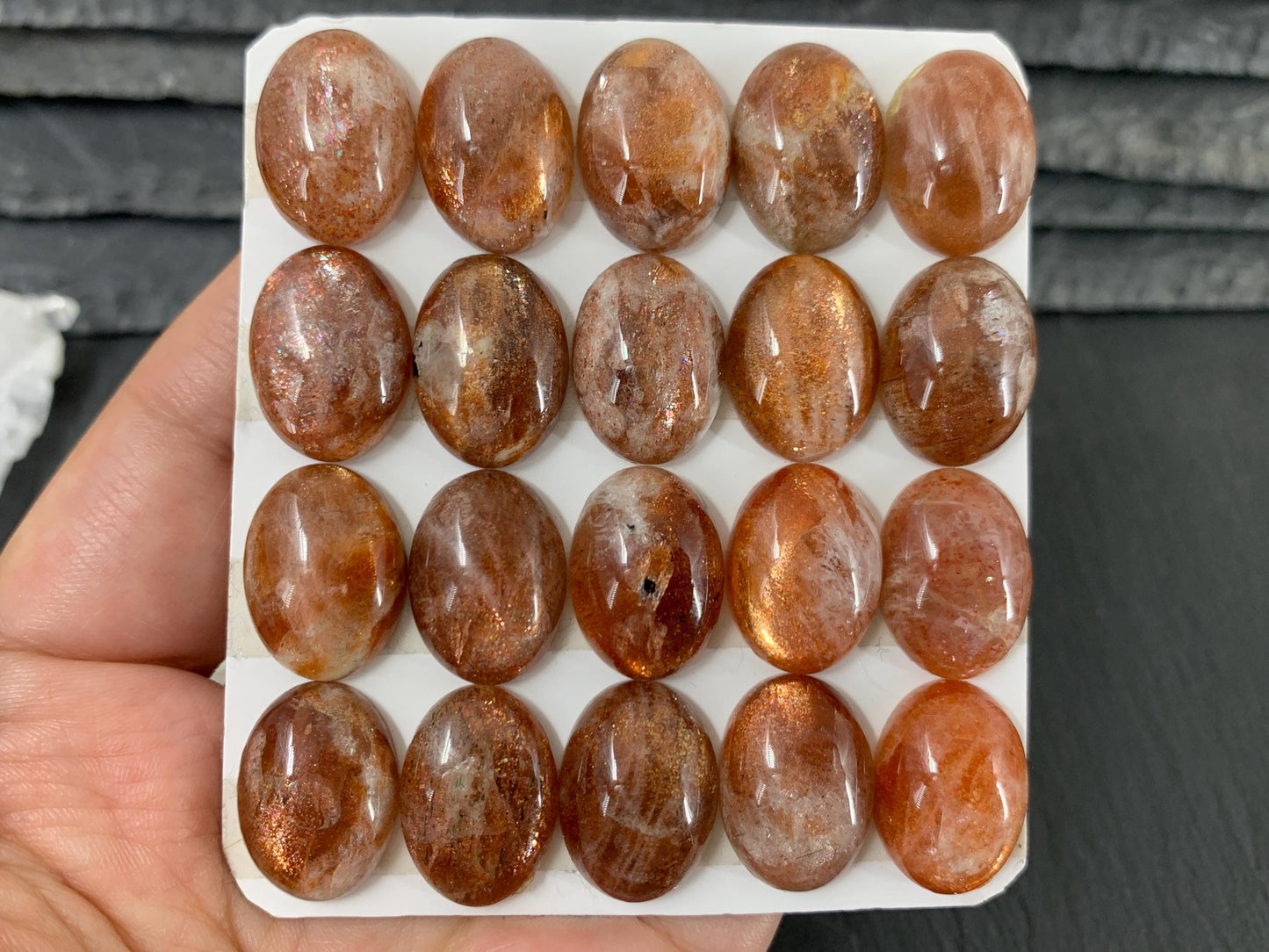Sunstone oval 13x18mm cabochon - Calibrated cabochons