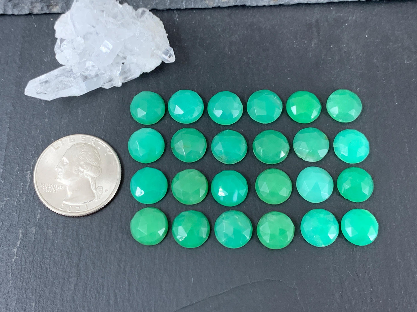 Faceted Chrysoprase Cabochon – 10mm Round Green Gemstone for Jewelry Making