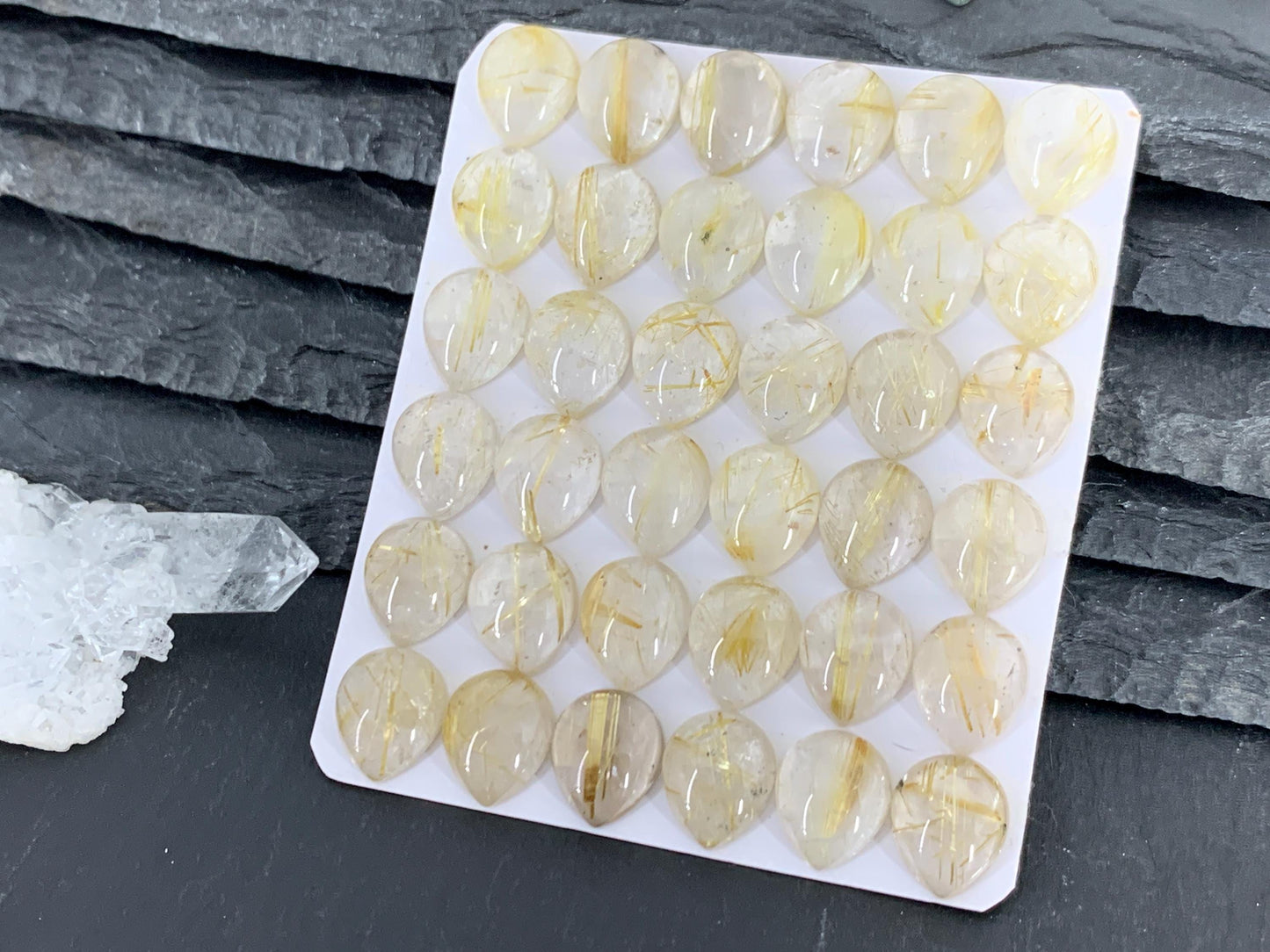 Gold Rutilated Quartz pear 10x12mm cabochon - Calibrated cabochons