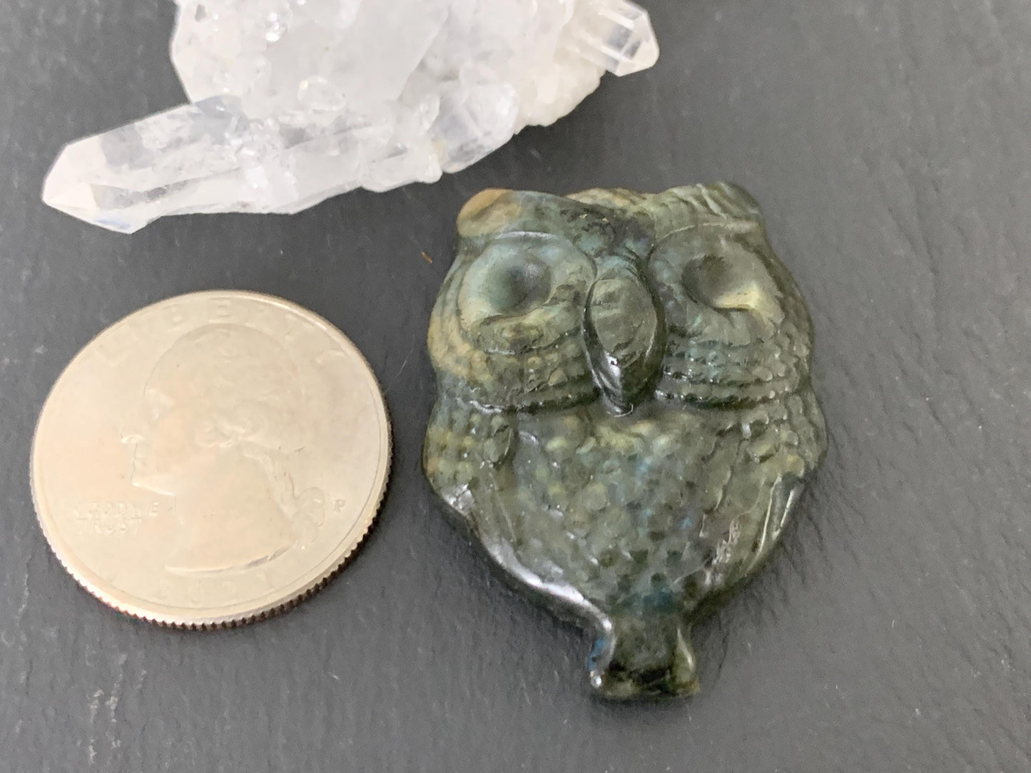 Labradorite owl 28x36mm cabochon carving