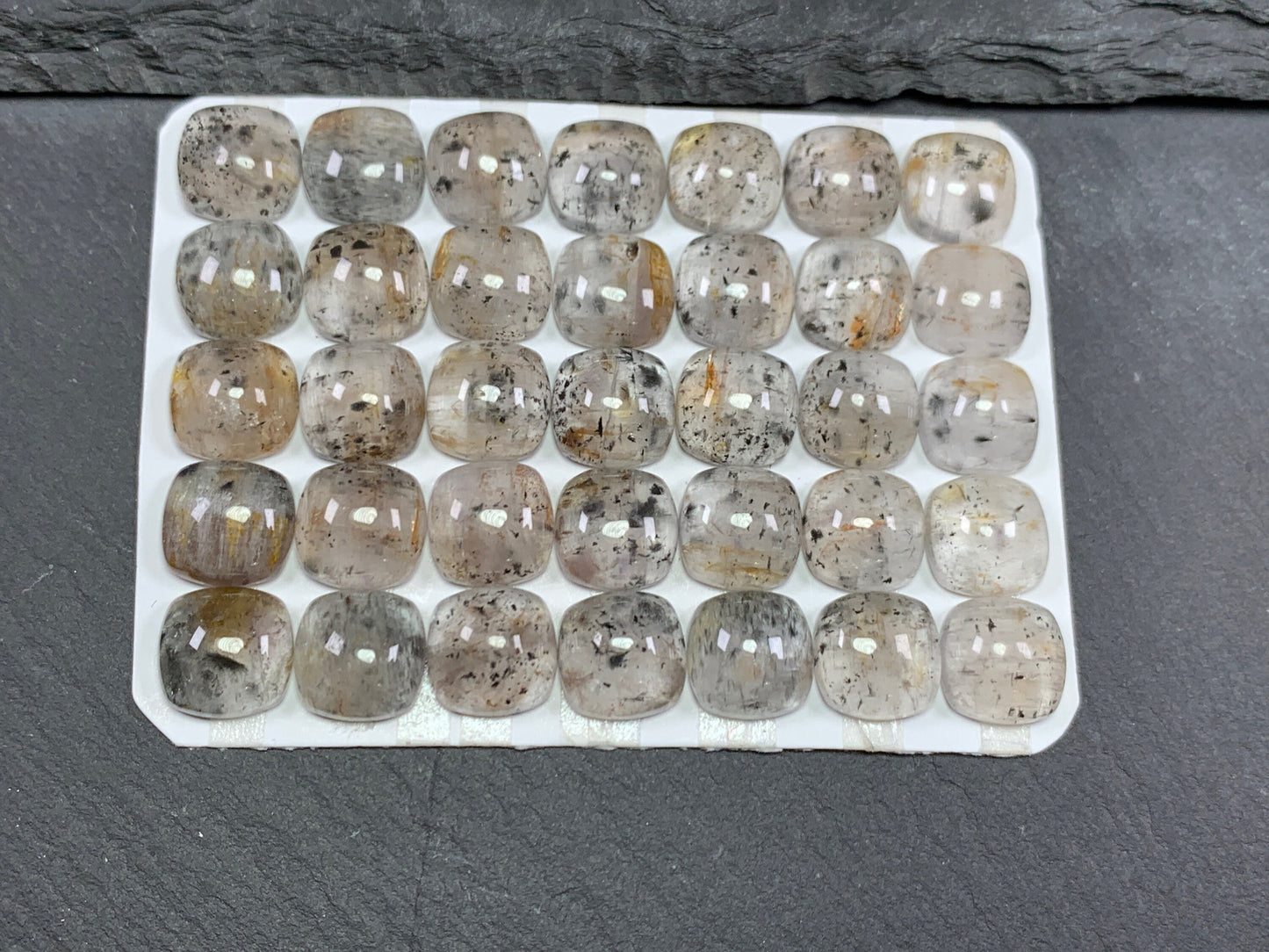 Super 7 square cushion 10mm cabochon - Calibrated cabochons