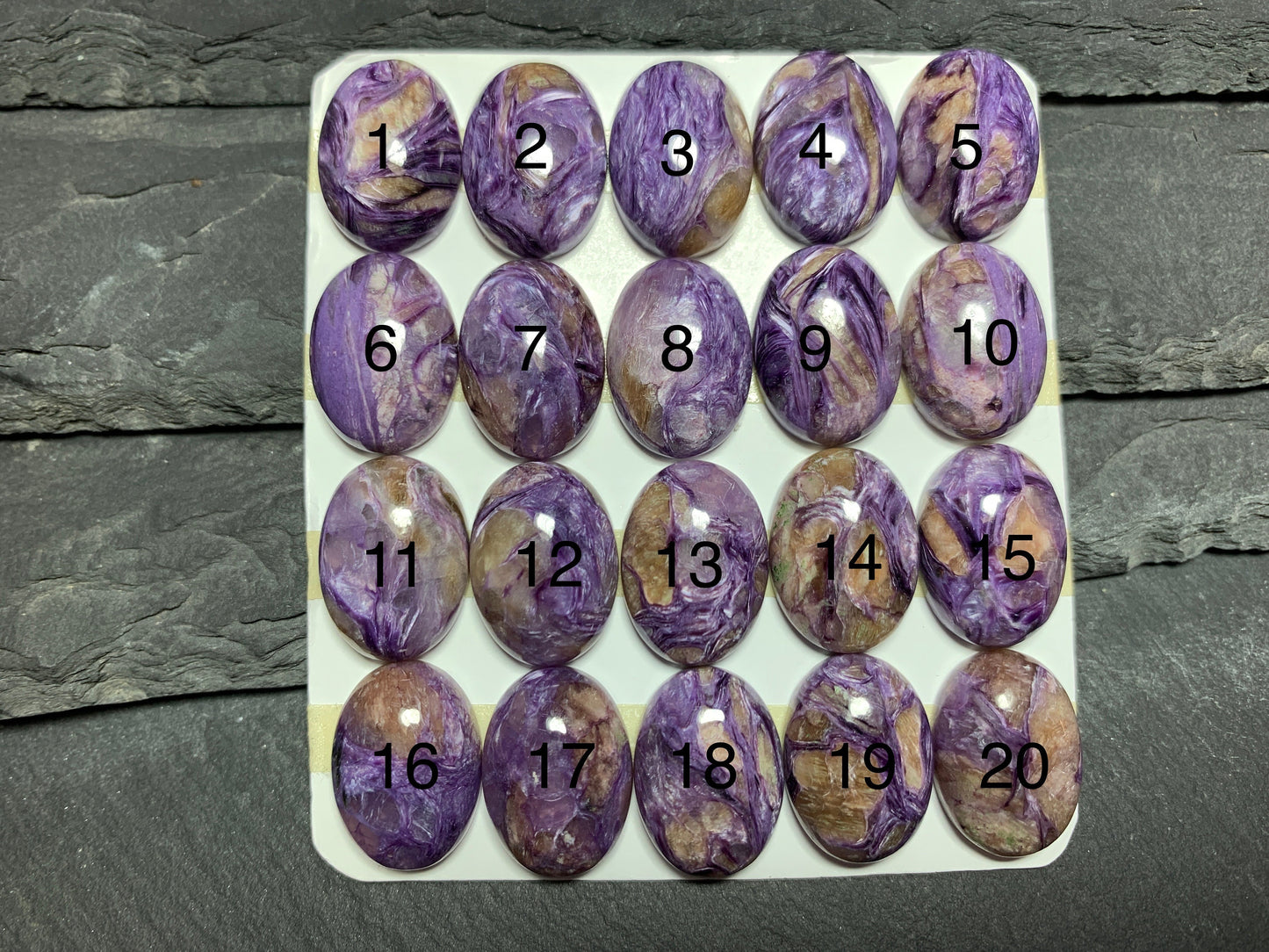 Charoite oval 13x18mm cabochon - Calibrated cabochons