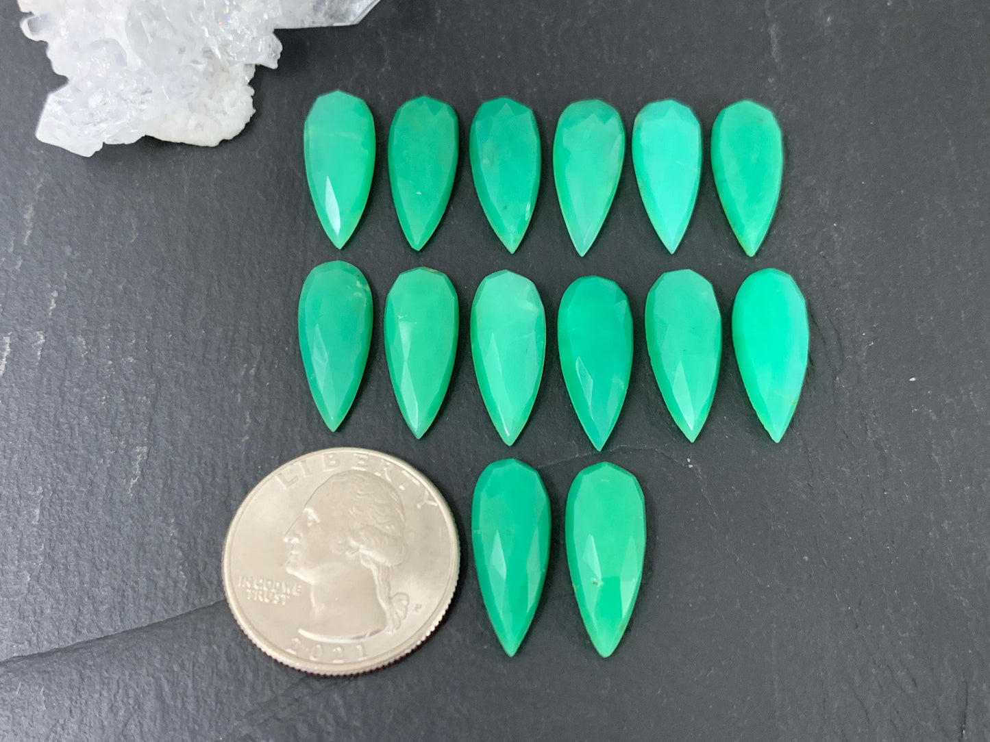 Faceted Chrysoprase pear 8x20mm cabochon