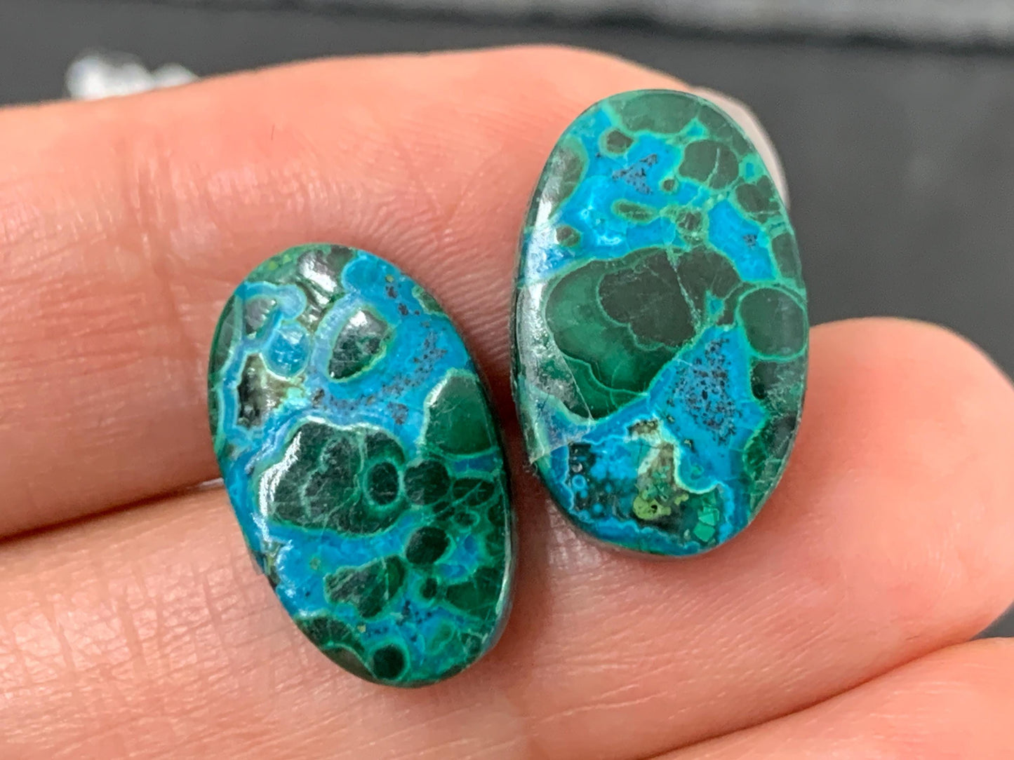 Malachite Chrysocolla oval 10x17x4mm cabochon pair