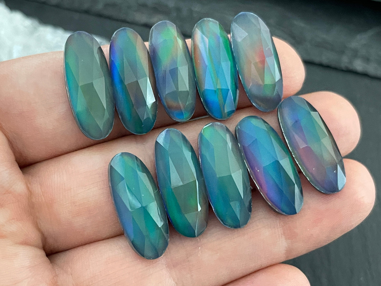 Faceted Aurora Opal oval 8x20mm cabochon - Doublet cabochon