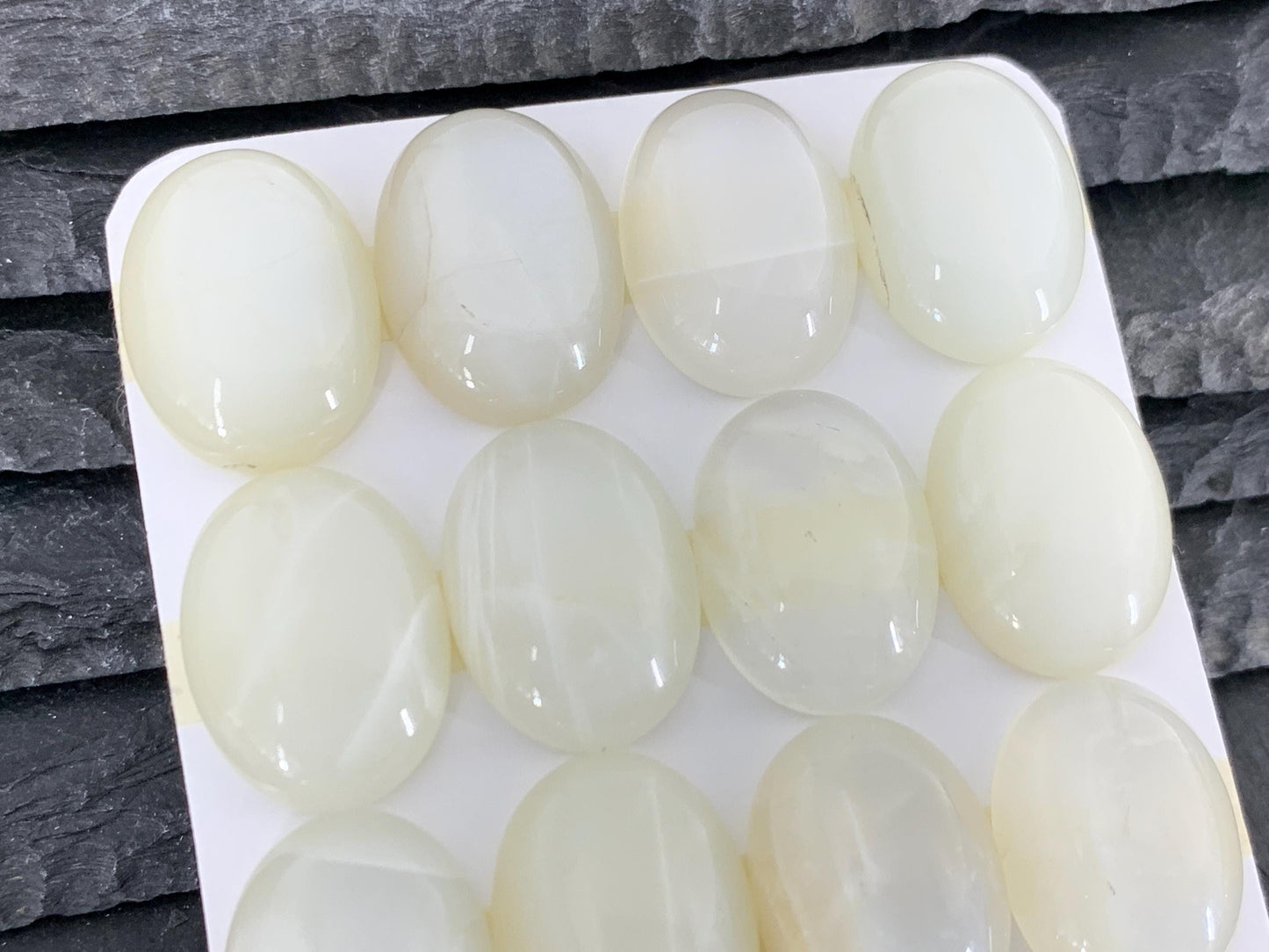 White Moonstone Oval 15x20mm Cabochon - Calibrated cabochons
