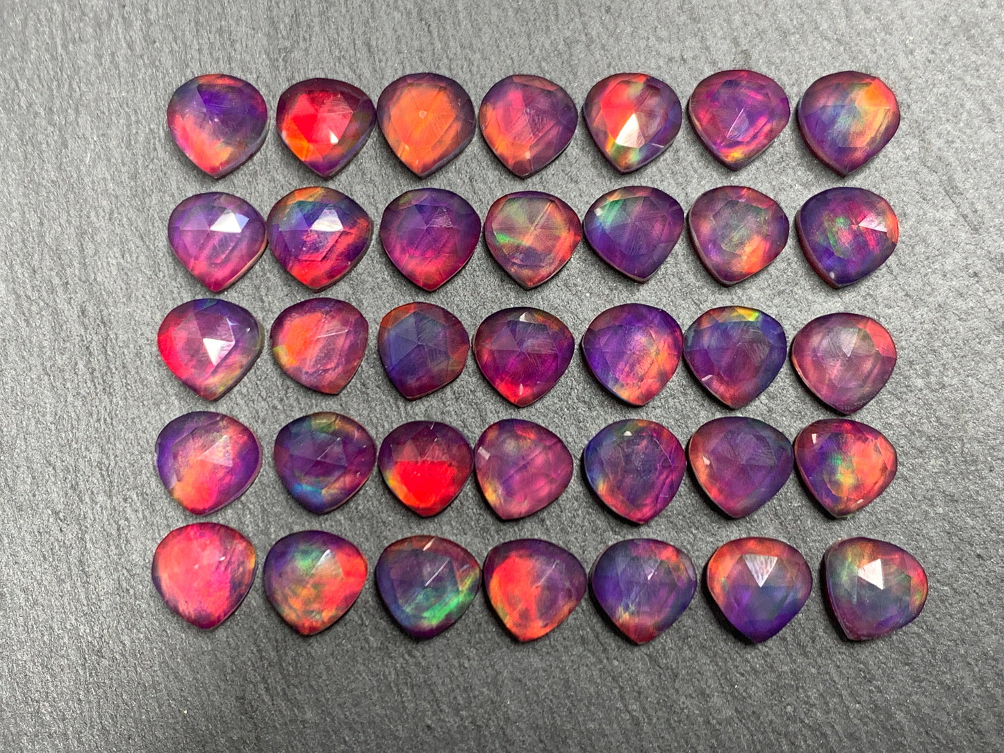Faceted Aurora Opal pear 8mm cabochon - Doublet cabochons