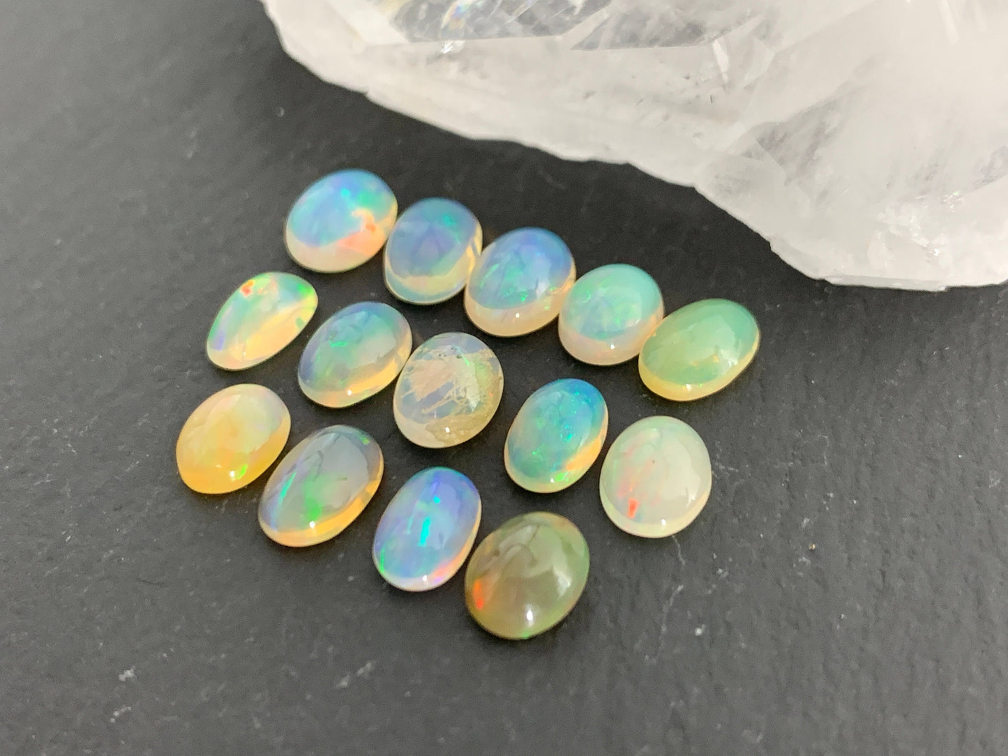 Ethiopian Opal oval 5x7mm cabochon