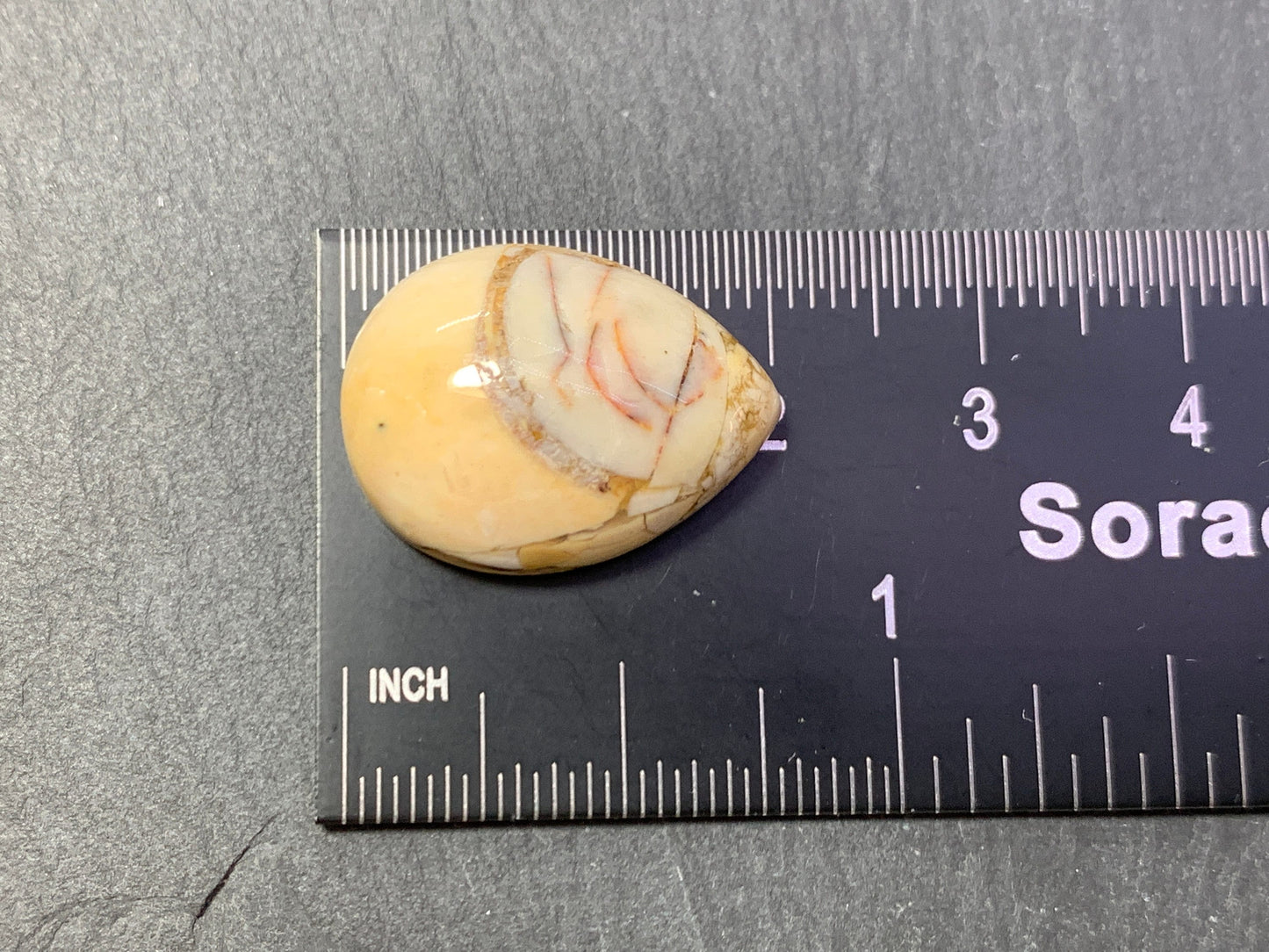 Brecciated Mookaite pear 15x20mm pabochon - Calibrated cabochons