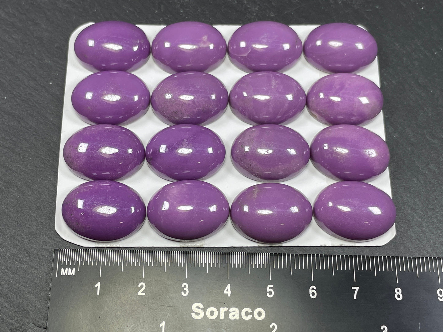Phosphosiderite oval 15x20mm cabochon - Calibrated cabochons