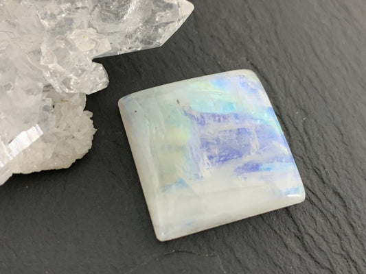 Rainbow Moonstone square 21x21x6mm cabochon