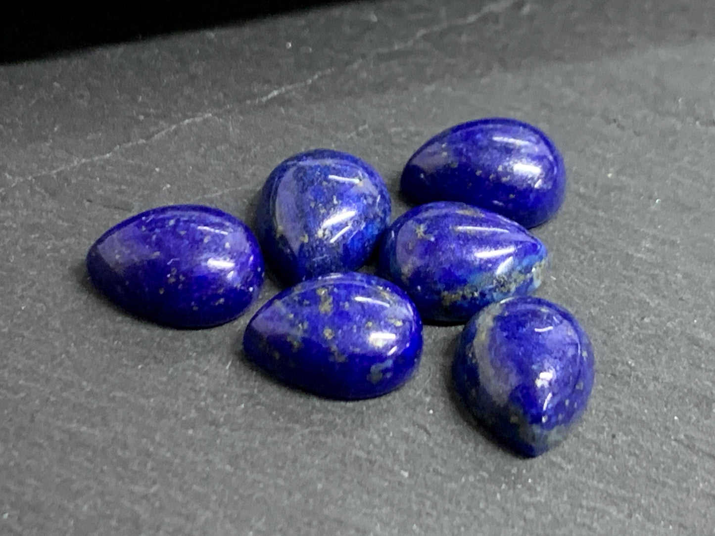 Lapis Lazuli pear 8x10mm cabochon - Calibrated cabochons