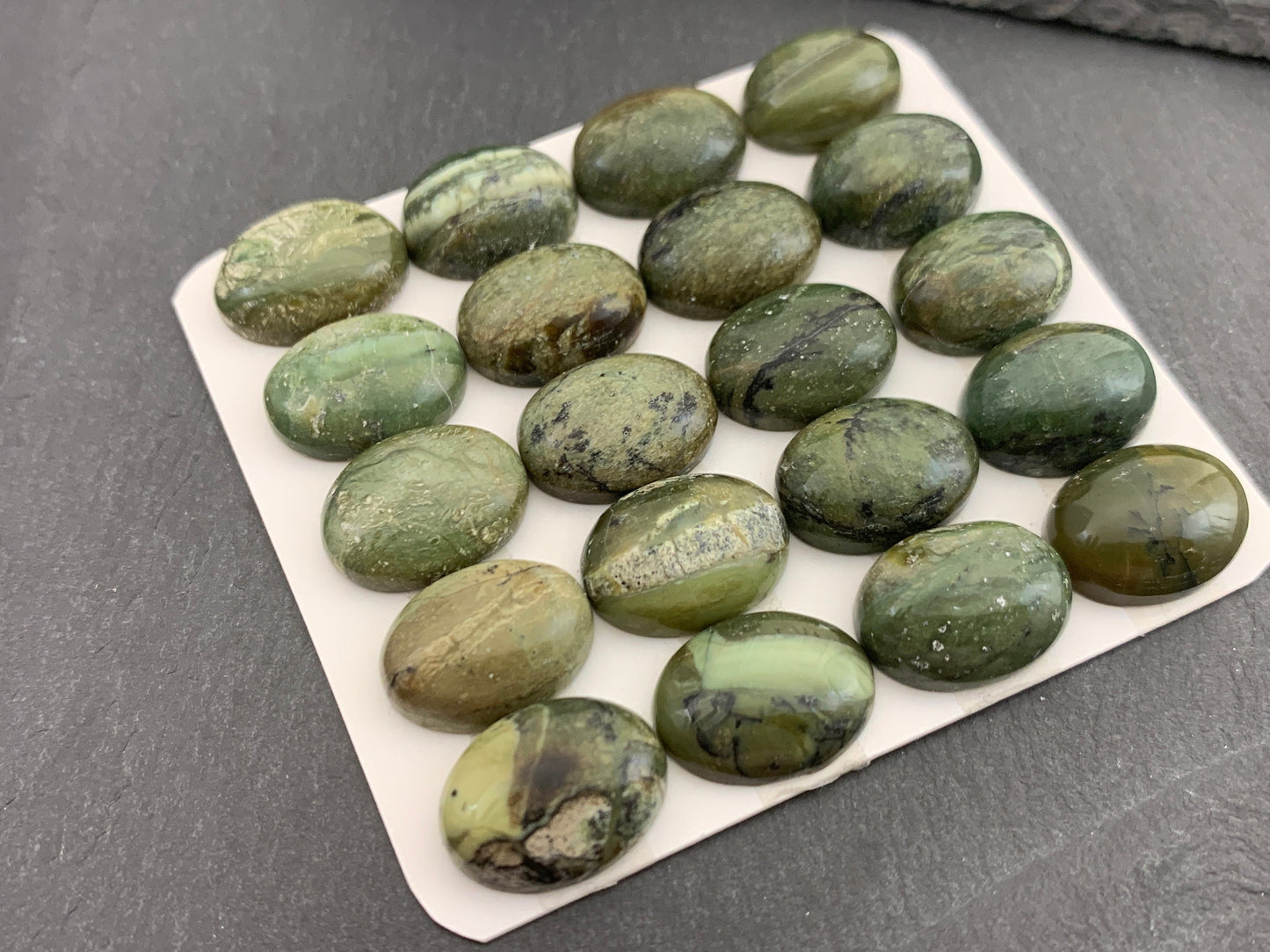 Green Opal oval 12x16mm Cabochon - Calibrated cabochons