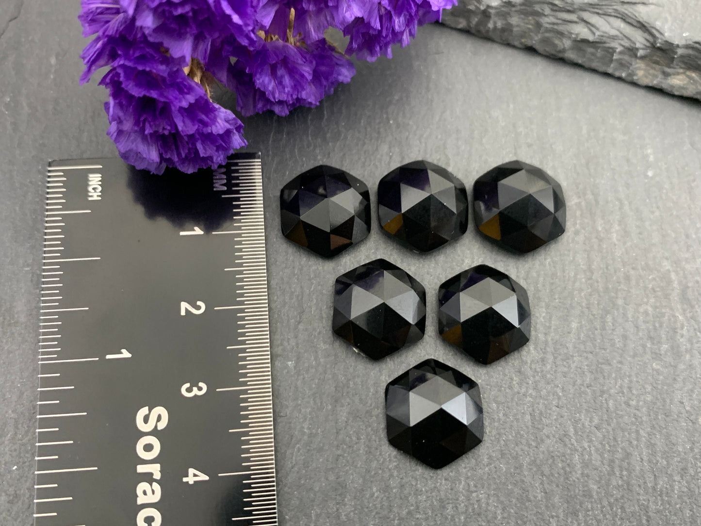Faceted black Agate hexagon 12mm cabochon - Calibrated cabochons