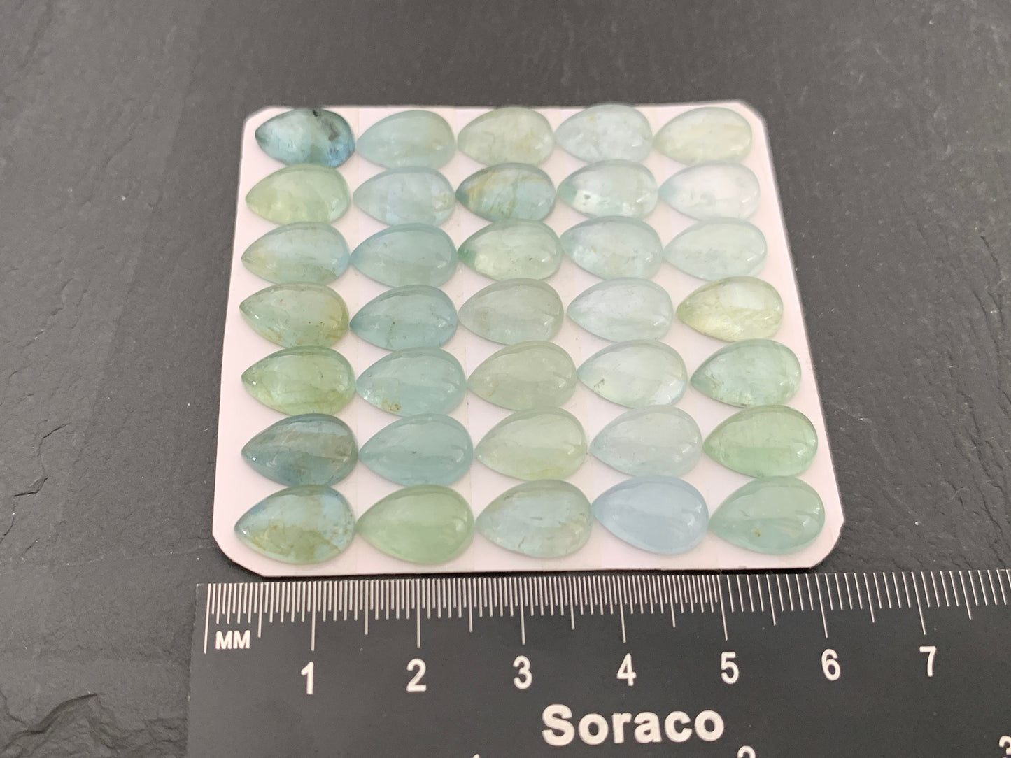 Aquamarine pear 8x12mm cabochon - Calibrated cabochons