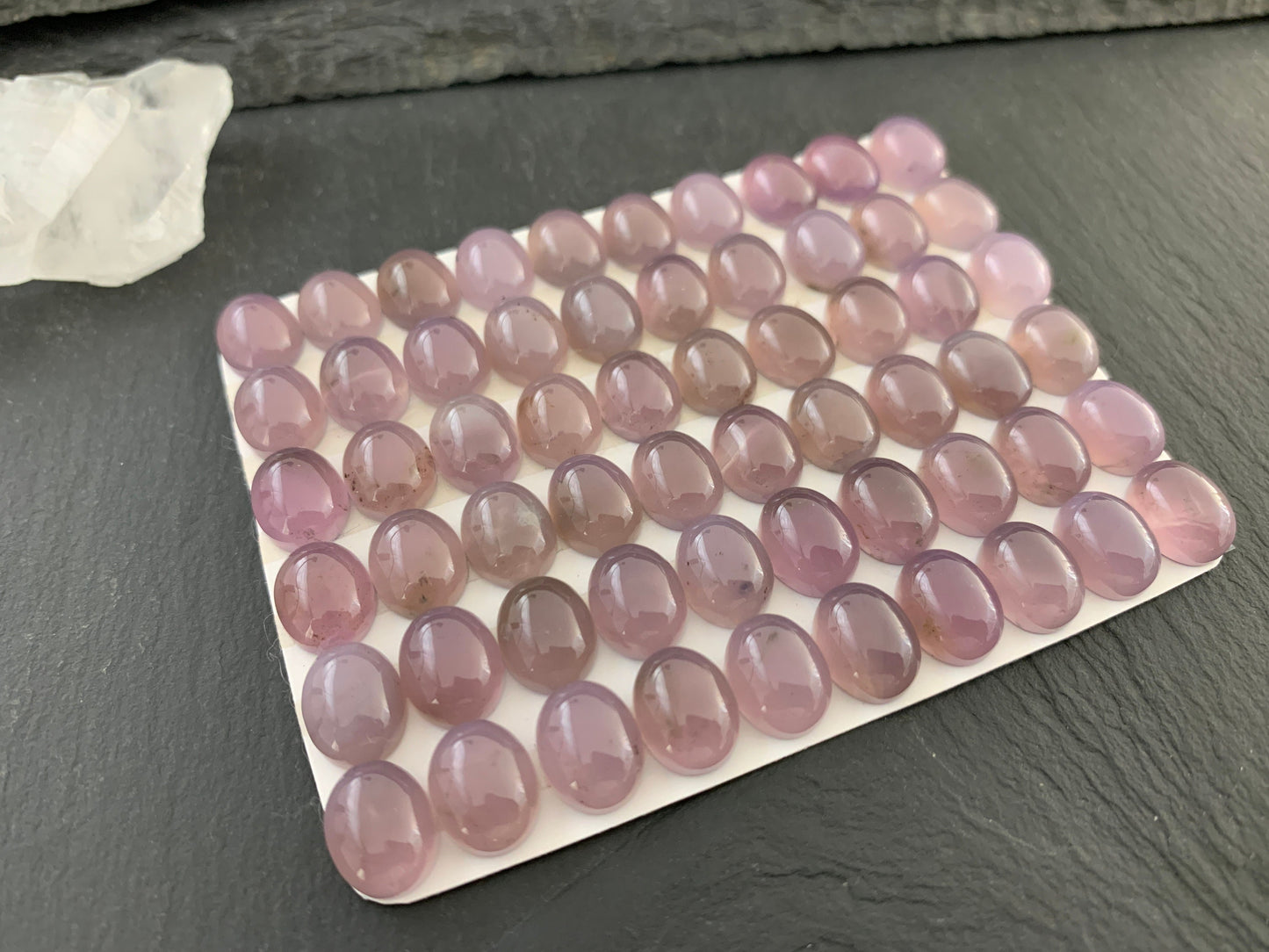 Purple Chalcedony oval 8x10mm cabochon - Calibrated cabochons