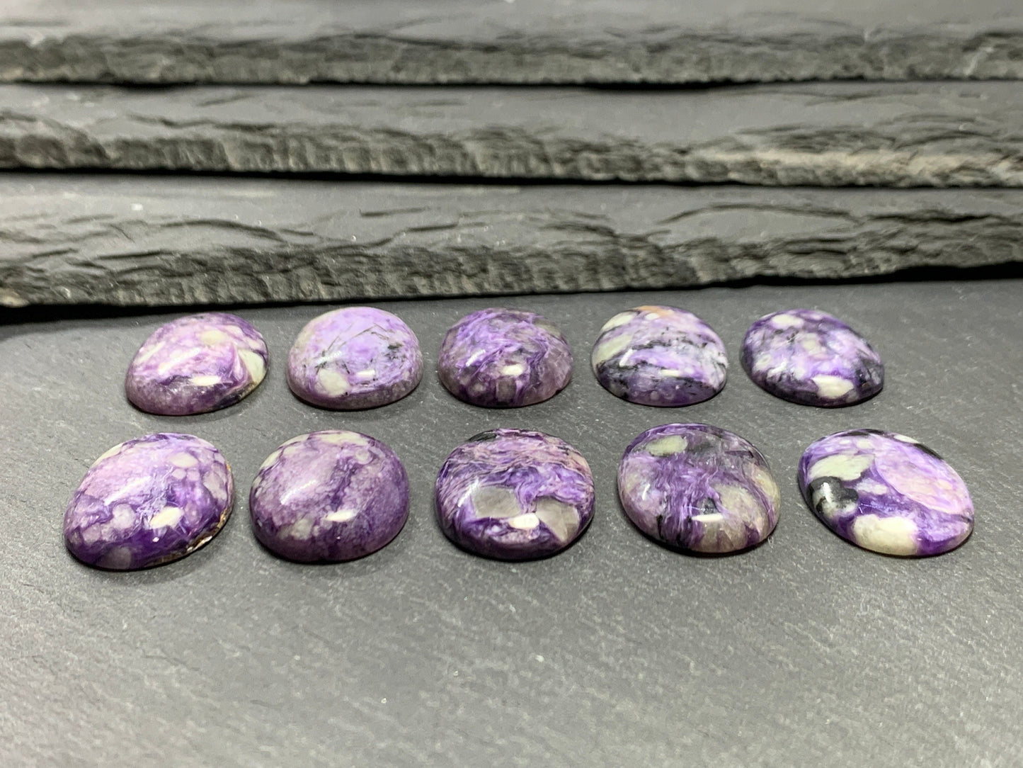 Charoite oval 18x25mm cabochon - Calibrated cabochons