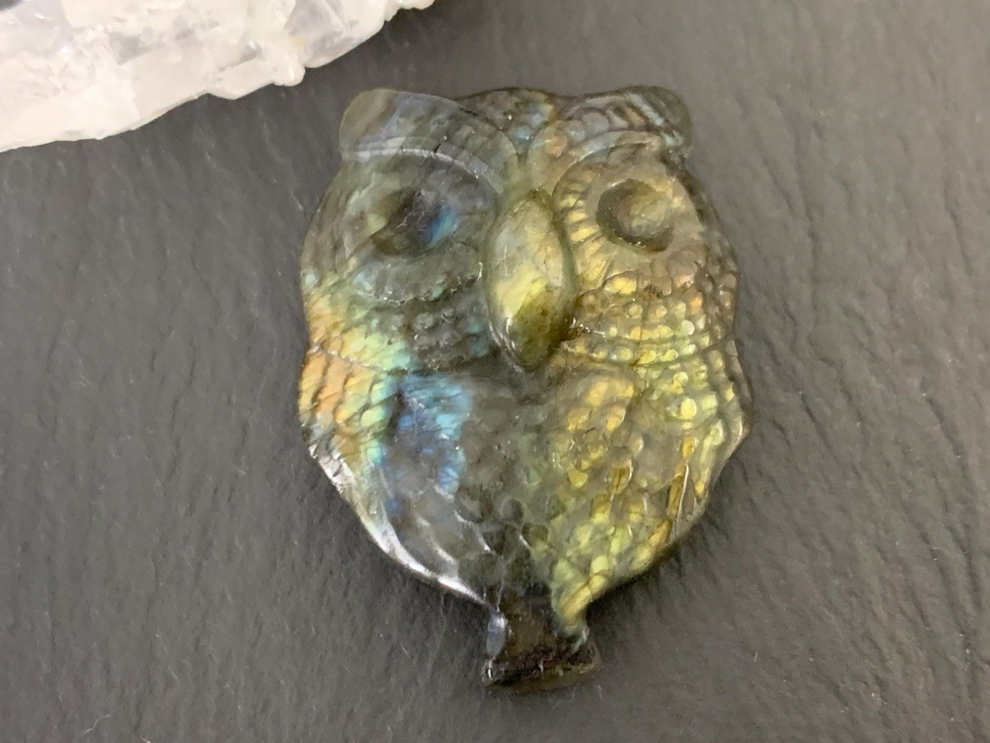 Labradorite owl 27x36mm cabochon carving