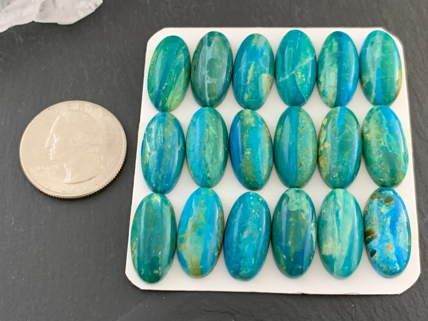 Opaline oval 10x20mm cabochon - Calibrated cabochons