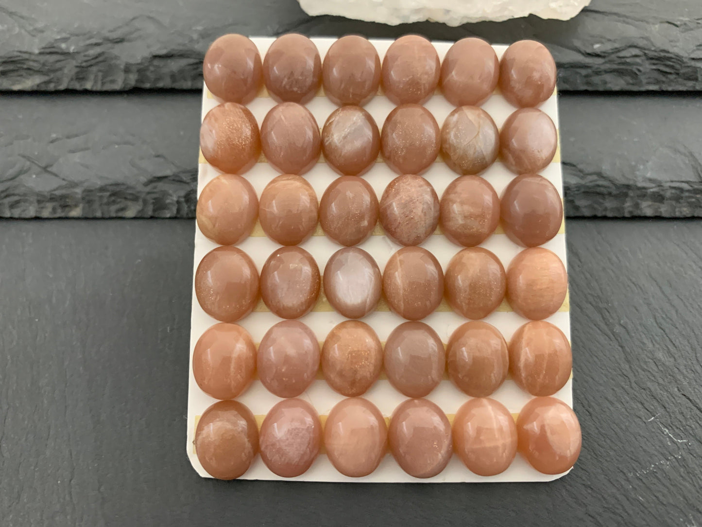 GoldSand Moonstone oval 10x12mm cabochon